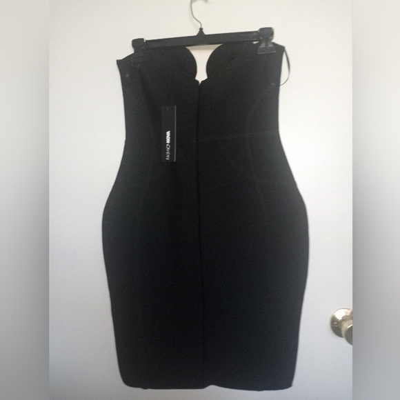 Strapless Dress - Picture 2 of 4